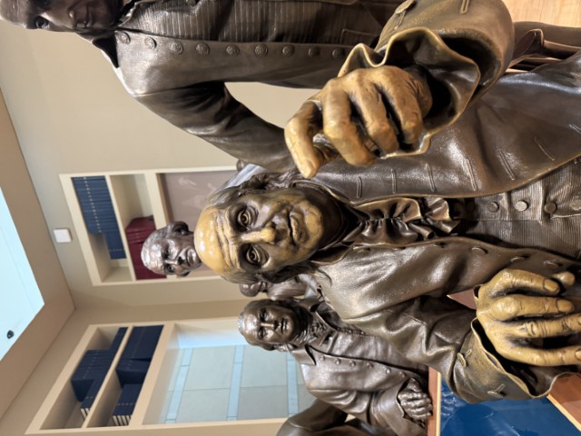Ben Franklin Statue